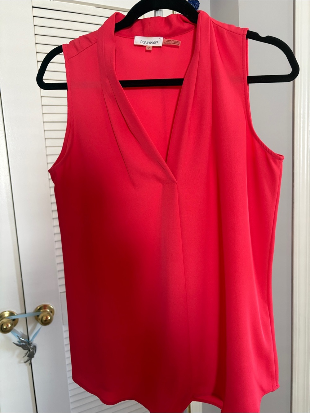 Calvin Klein V-Neck Sleeveless Camisole in Hot Pink